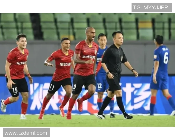 北京排球队以54分领跑世锦赛积分榜展现强劲实力 北京排球队以54分领跑世锦赛积分榜展现强劲实力