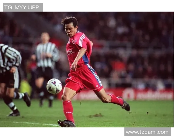 中国足球明星兄弟团：那些在绿茵场上并肩作战的传奇兄弟们